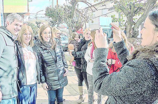 Tras las protestas por el tarifazo, el oficialismo salió a la calle