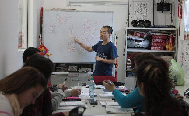 Con miras al futuro: el chino se afianza como tercer idioma entre los jóvenes