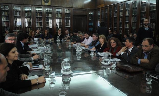 Estatales: la Provincia haría otra oferta para los próximos tres meses