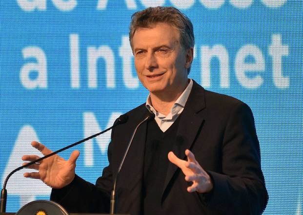 Macri lanzó un plan para la compra de celulares 4G