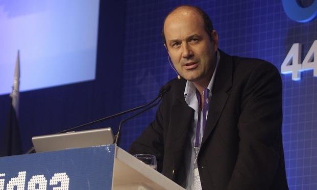 Eliminan el tope de 5 millones mensuales para comprar dólares