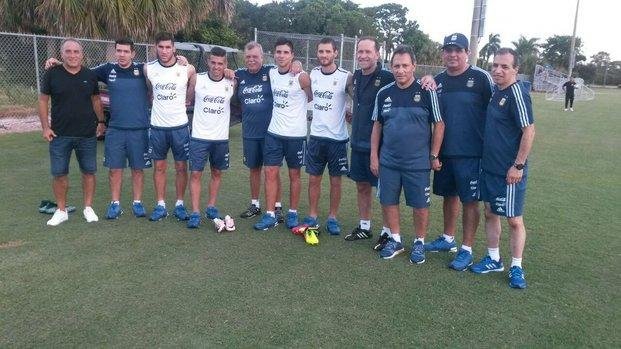 La Selección olímpica llegó a Estados Unidos y tendrá su primera práctica por la tarde