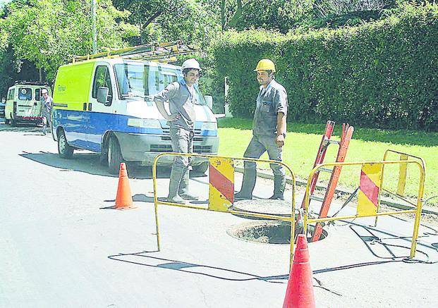 Por el robo de cables, tres barrios se quedaron sin teléfono