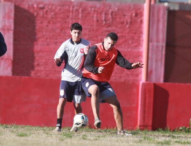 Camba se prueba con Talleres (RE)
