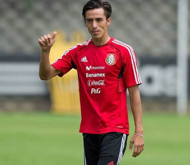 Lucas Lobos ya regresó de México