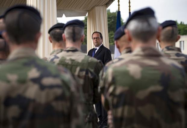 Hollande confirmó que ataque en iglesia 
fue obra del Estado Islámico