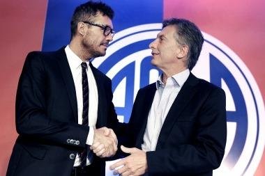 Macri bajó el tono a la pelea con Tinelli y lo recibe en Olivos