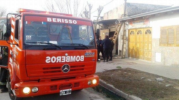 Se incendió su casa y está grave, en Berisso