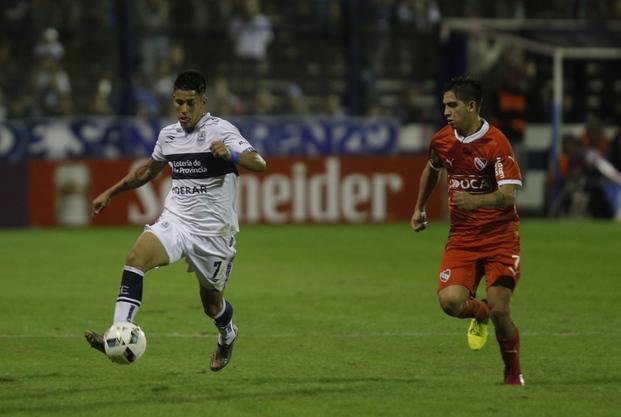 Gimnasia se prueba con Independiente en el Unico