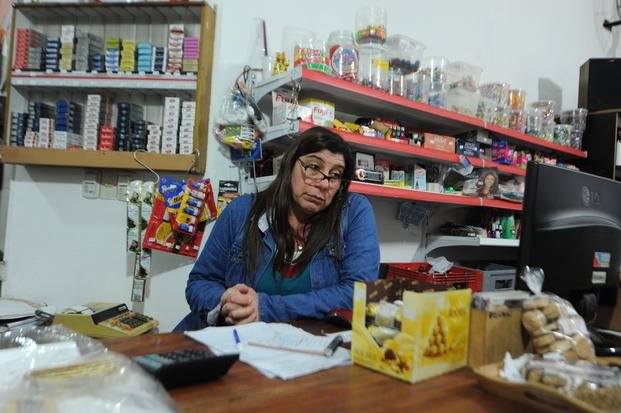 Puso un almacén hace dos meses en 6 y 68 y ya le robaron