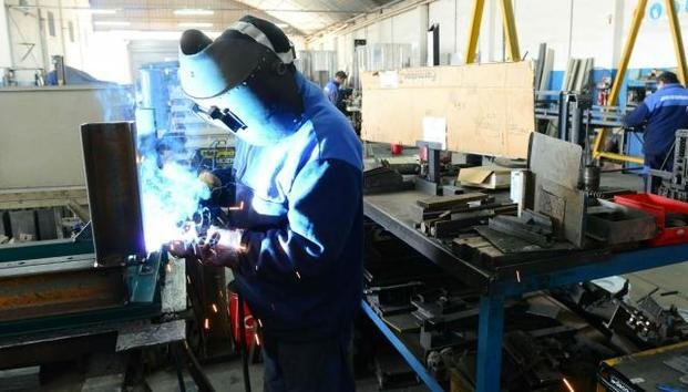 La producción de las PyMES industriales bajó 5,9% en junio, según CAME