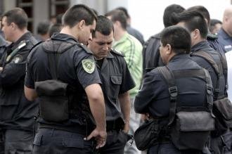 Aseguran que apartaron a 1.600 policías bonaerenses