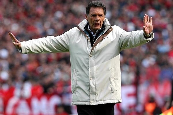 Ahora suena Russo para hacerse cargo de la Selección