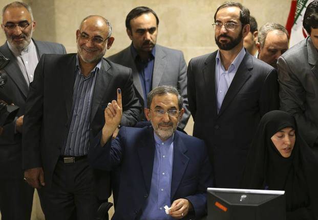 Piden reactivar orden de captura contra un ex canciller iraní por el ataque a la AMIA