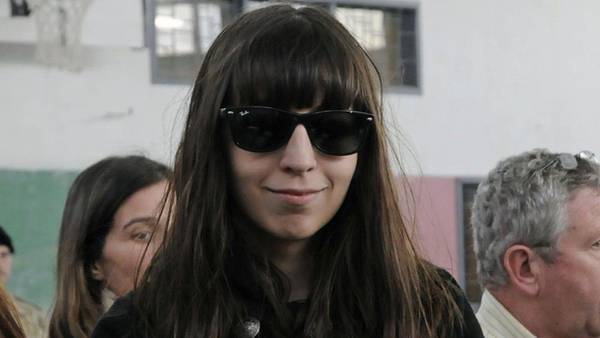 Florencia Kirchner apeló embargo de sus cajas de seguridad