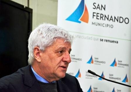 Intendente de San Fernando consideró "inoportuno" el traspaso de la policía a los municipios