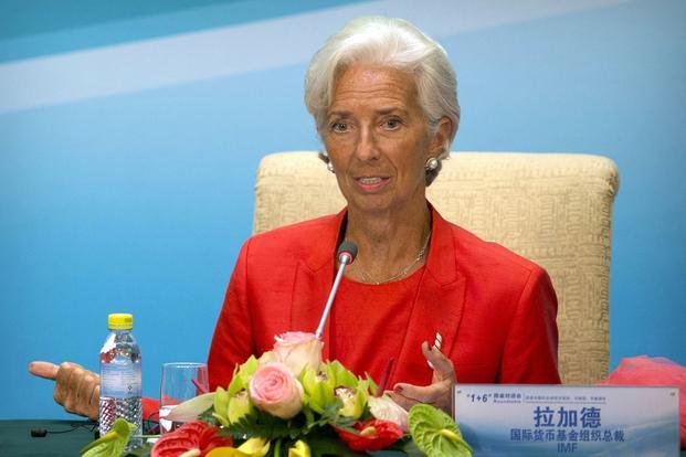 Francia: juzgarán por negligencia a la titular del FMI