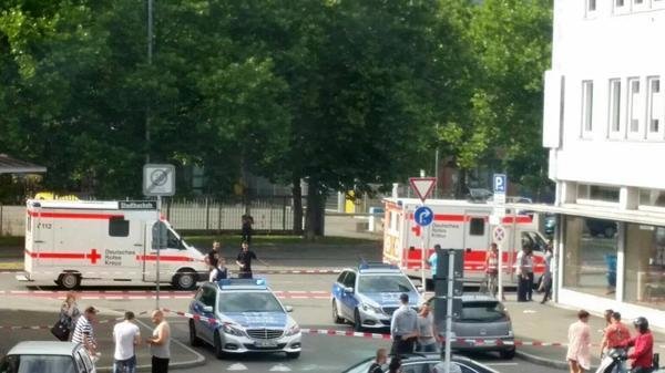 Estupor en Alemania: un refugiado 
sirio mató a machetazos a una mujer