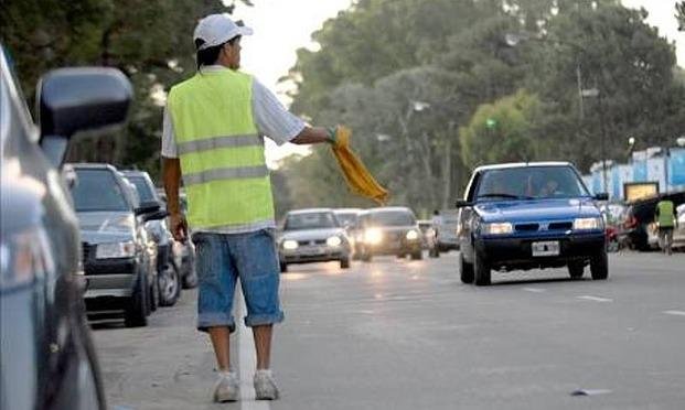 Flores: balearon a un trapito en la cabeza