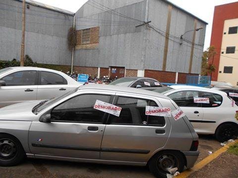 Docena de vehículos demorados en distintos operativos del fin de semana