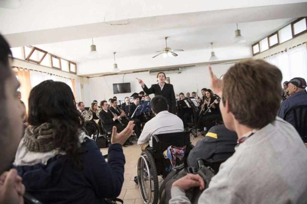Un concierto didáctico por la integración en la Ciudad