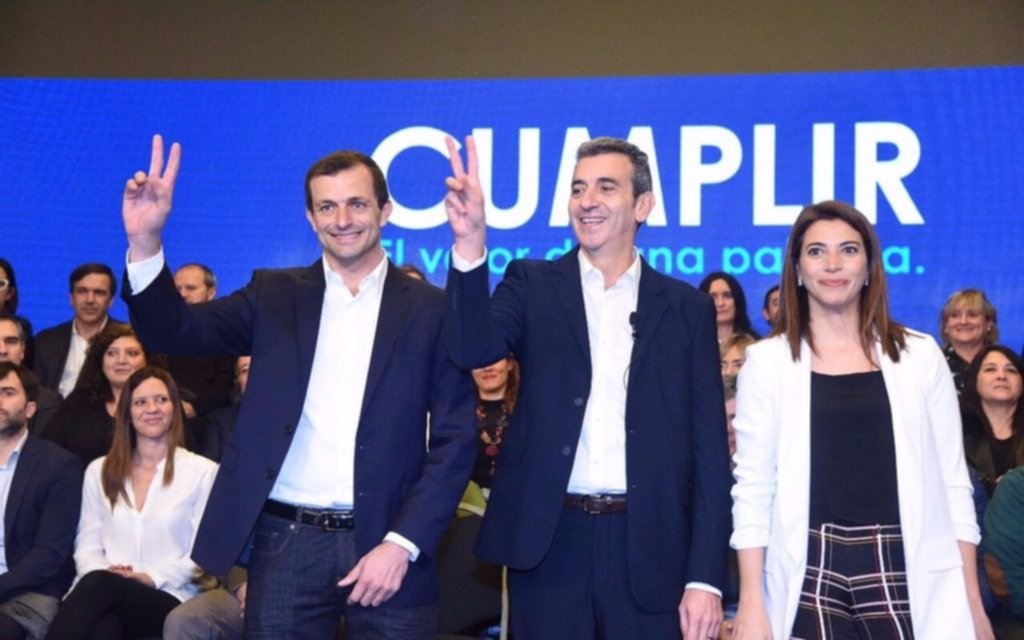 Randazzo criticó a Peña "por repetir la intolerancia" de los dirigentes del kirchnerismo
