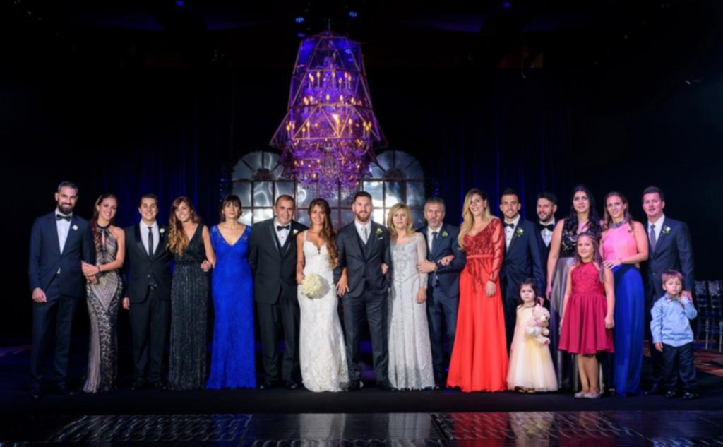 Cumbia, emoción y fotos filtradas: la intimidad del casamiento del año