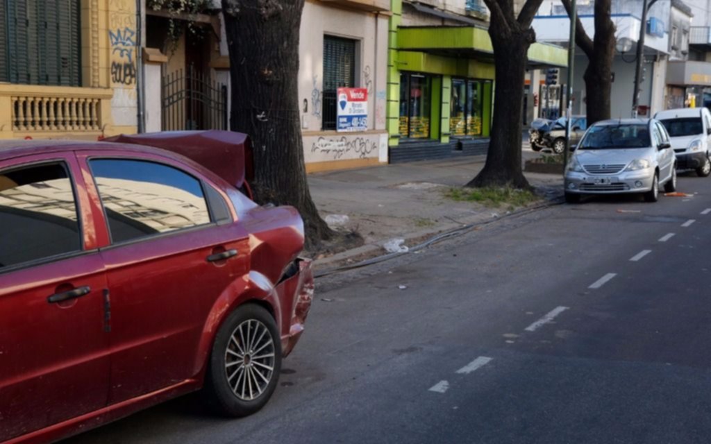 Domingo accidentado en las calles platenses