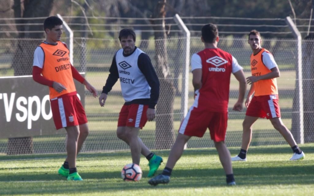 Matosas paró su primer once con la presencia de Pavone