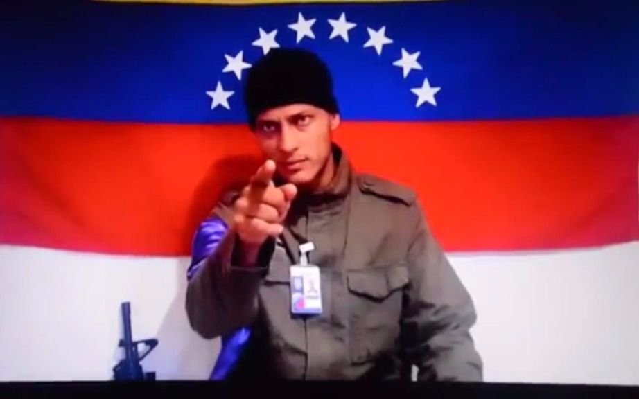 Venezuela: reapareció el policía que atacó desde un helicóptero y prometió seguir luchando