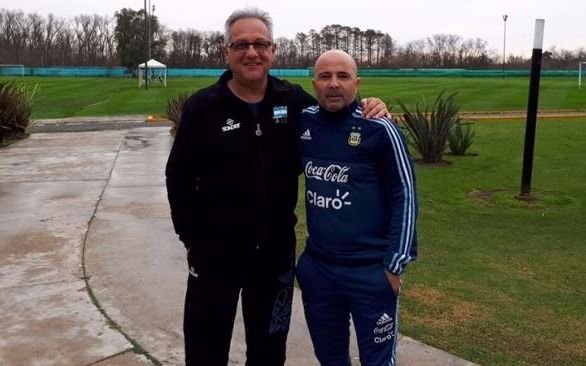 Sampaoli recibió a Velasco en el predio de la AFA