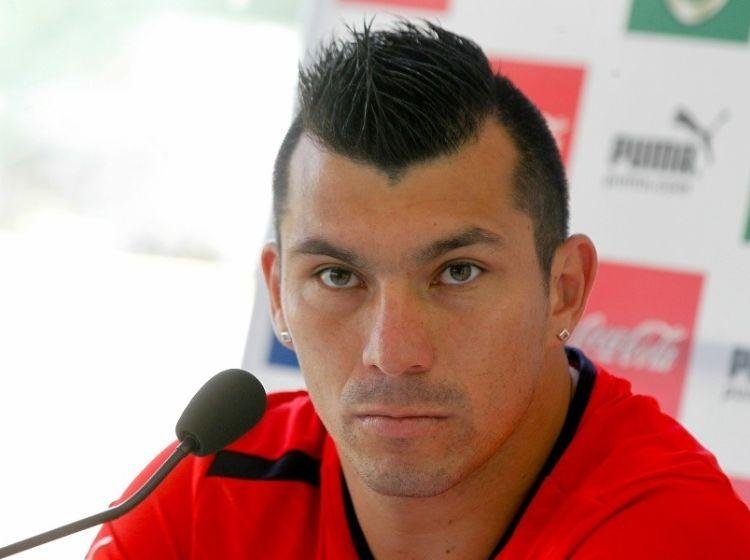 “Medel está lejos y la llegada de Guido Pizarro se complicó”