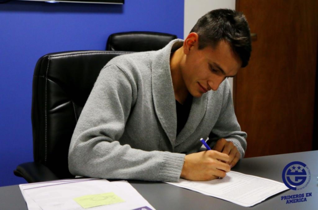 Bolívar firmó contrato