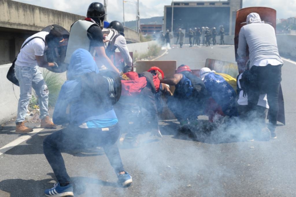 Repudio internacional por el ataque chavista al Parlamento venezolano