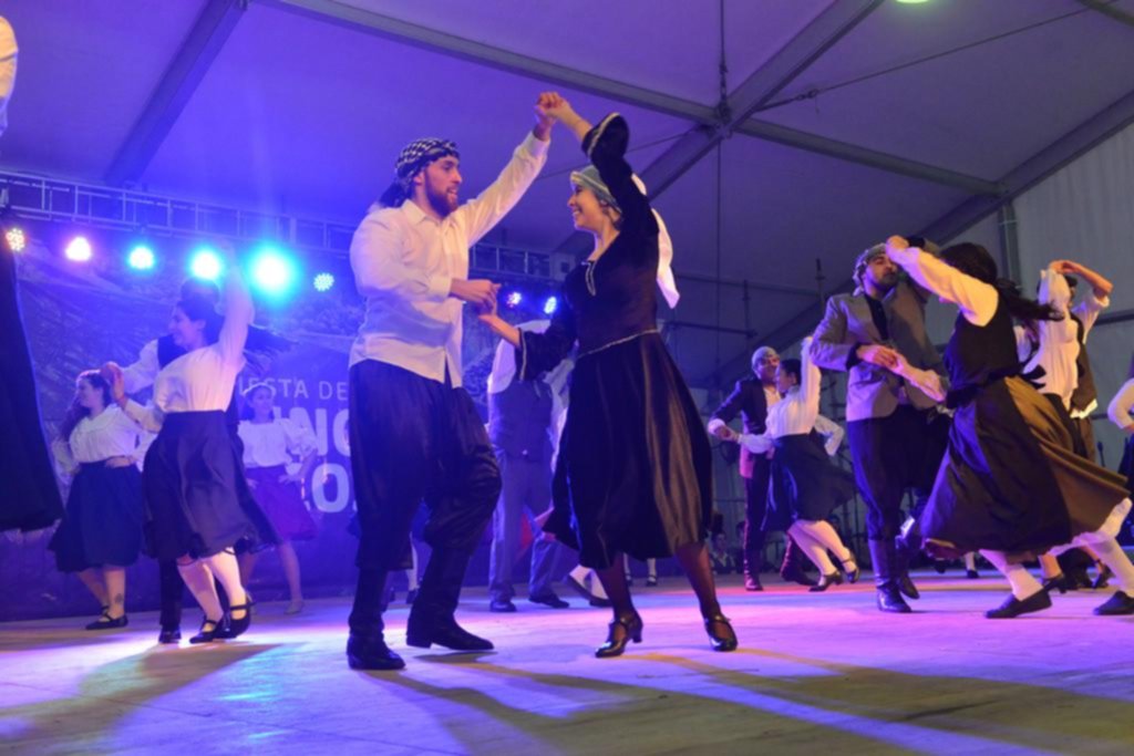 A pura música cerró la Fiesta del Vino en Berisso