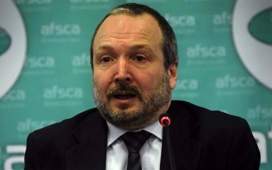 Procesan y embargan a Sabbatella por una distribución irregular de fondos