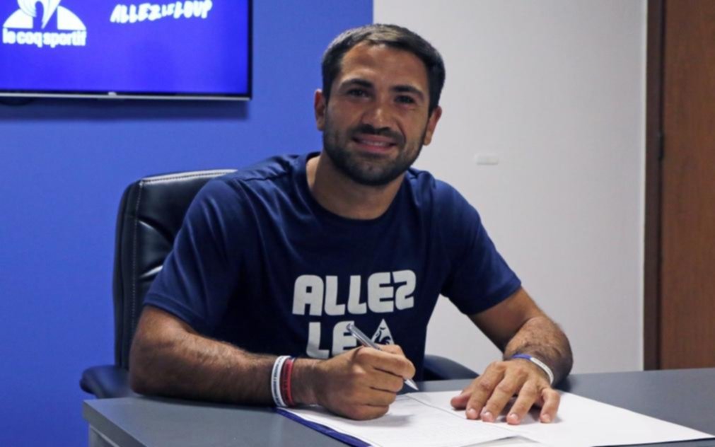 Al final Rinaudo puso la firma