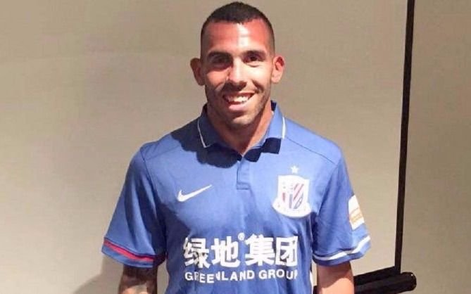 En medio de los rumores, Carlitos Tevez vuelve a jugar