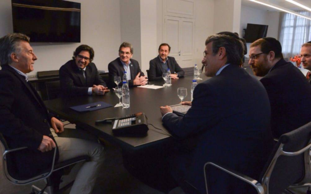 El Gobierno mantuvo una reunión con la nueva conducción de la AMIA