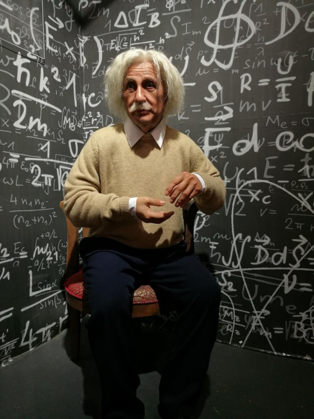 La relatividad de Einstein explicada en cuatro pasos simples