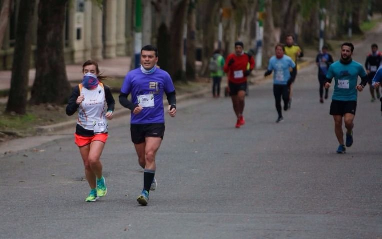 A pesar del frío de corrió con buena concurrencia la Copa Ciudad de La Plata