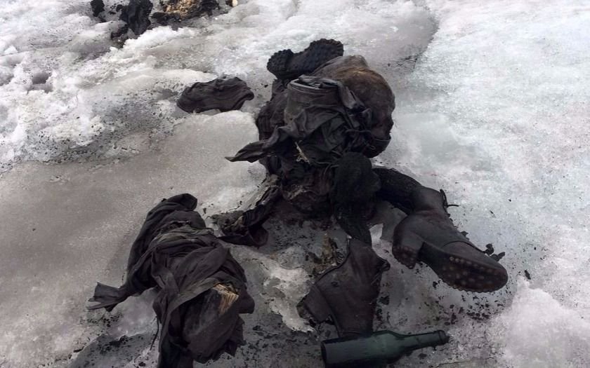 Encuentran momificada en el hielo a una pareja 75 años después de su desaparición
