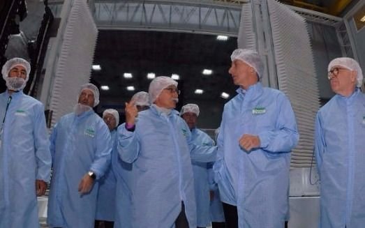 Macri: "Buscamos un socio estratégico que potencie a Invap y ARSAT"