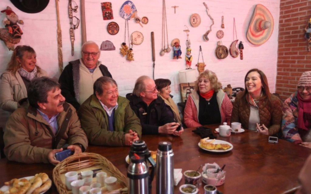Vidal se reunió con vecinos del partido de Morón