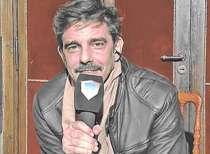 “Nos debemos una charla”