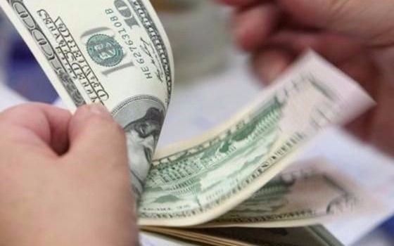 El dólar minorista cerró a 17,45 para la venta