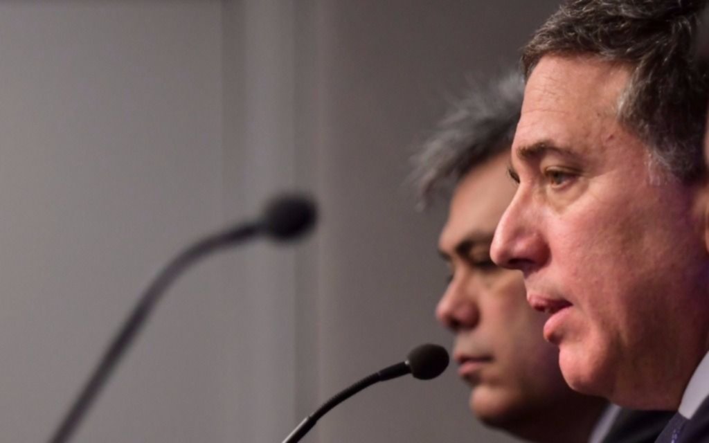 El Gobierno sobrecumplió la meta fiscal con un déficit equivalente al 1,5% del PBI