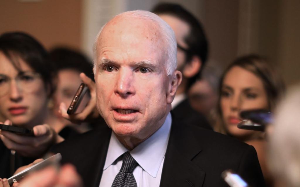 El cáncer cerebral que sufre el senador John McCain conmueve a EE UU