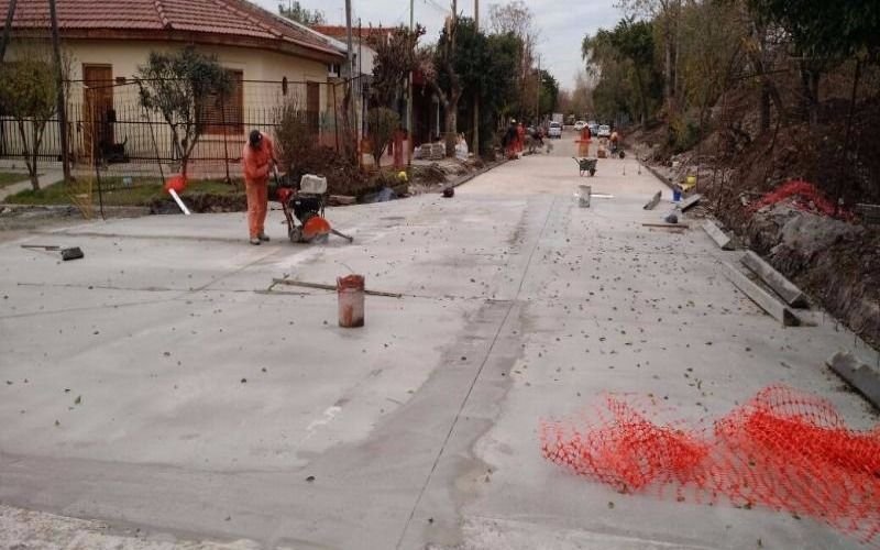 Anunciaron el avance de un plan de pavimentación en Lomas de Zamora