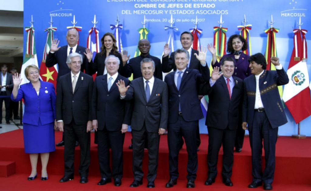 El Mercosur no expulsó a Venezuela pero le pidió el cese de la violencia
